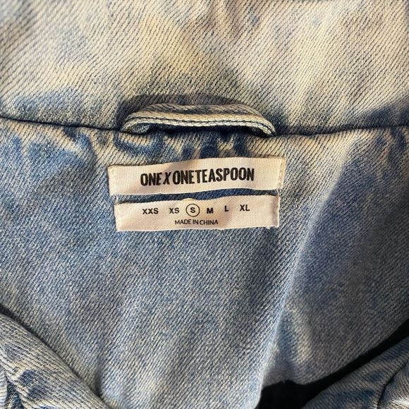 One Teaspoon Cropped Jean Jacket - Picture 4 of 10